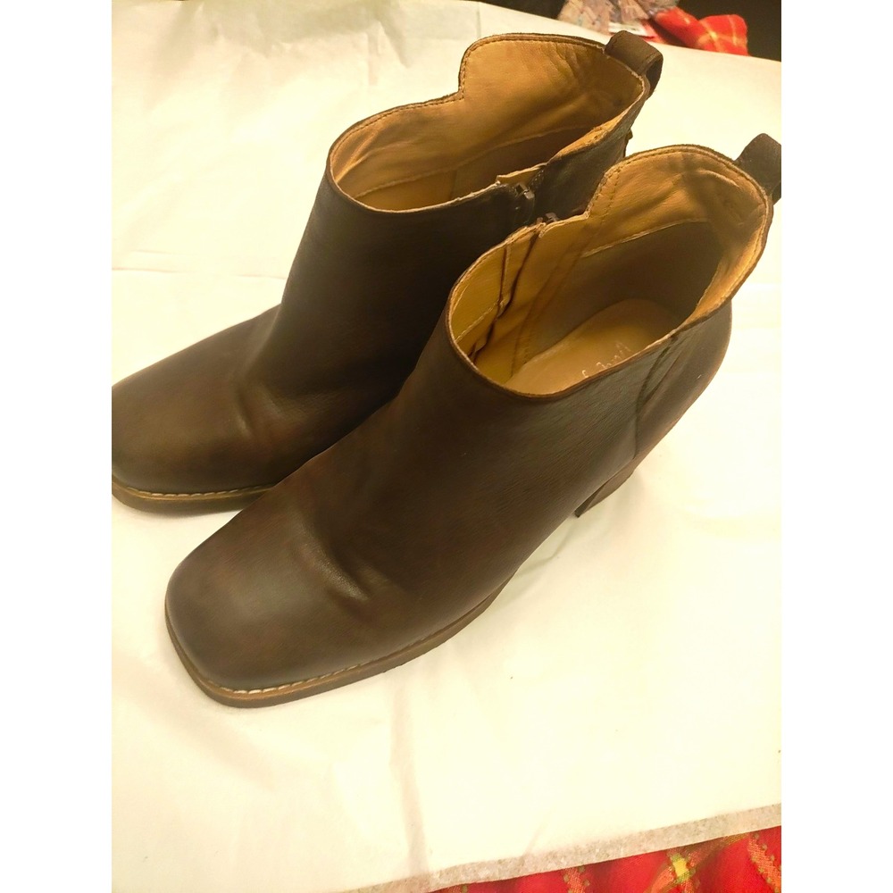 Crown Vintage Brown Leather Ankle Bootie Almond Toe Side Zip Comfort US 10 M